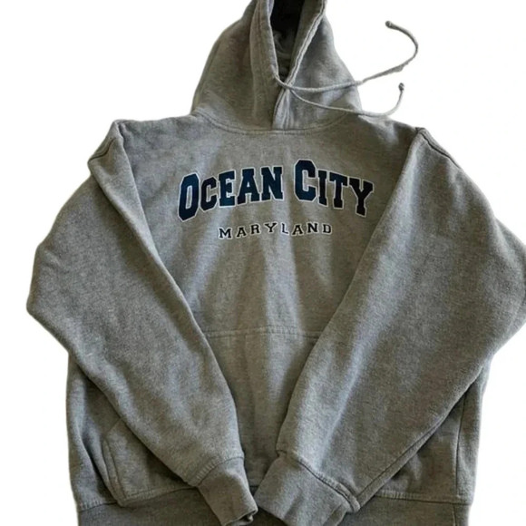 Tops - Ocean City Hoodie